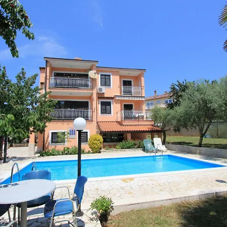 House Bruno Apartment